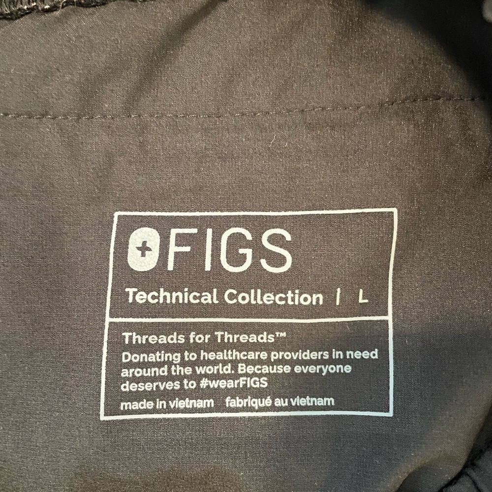 Multiple Figs Scrub Set: Technical Collection. - image 4